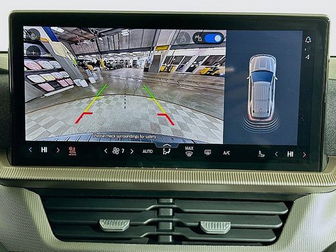 New 2026 Ford Explorer Active w/ Active Comfort Package image 15