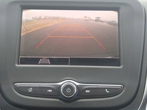 Used 2024 Chevrolet Equinox LT FWD image 32