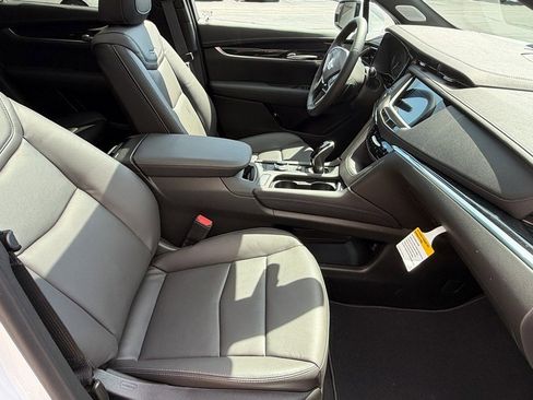 New 2026 Cadillac XT5 Premium Luxury image 15