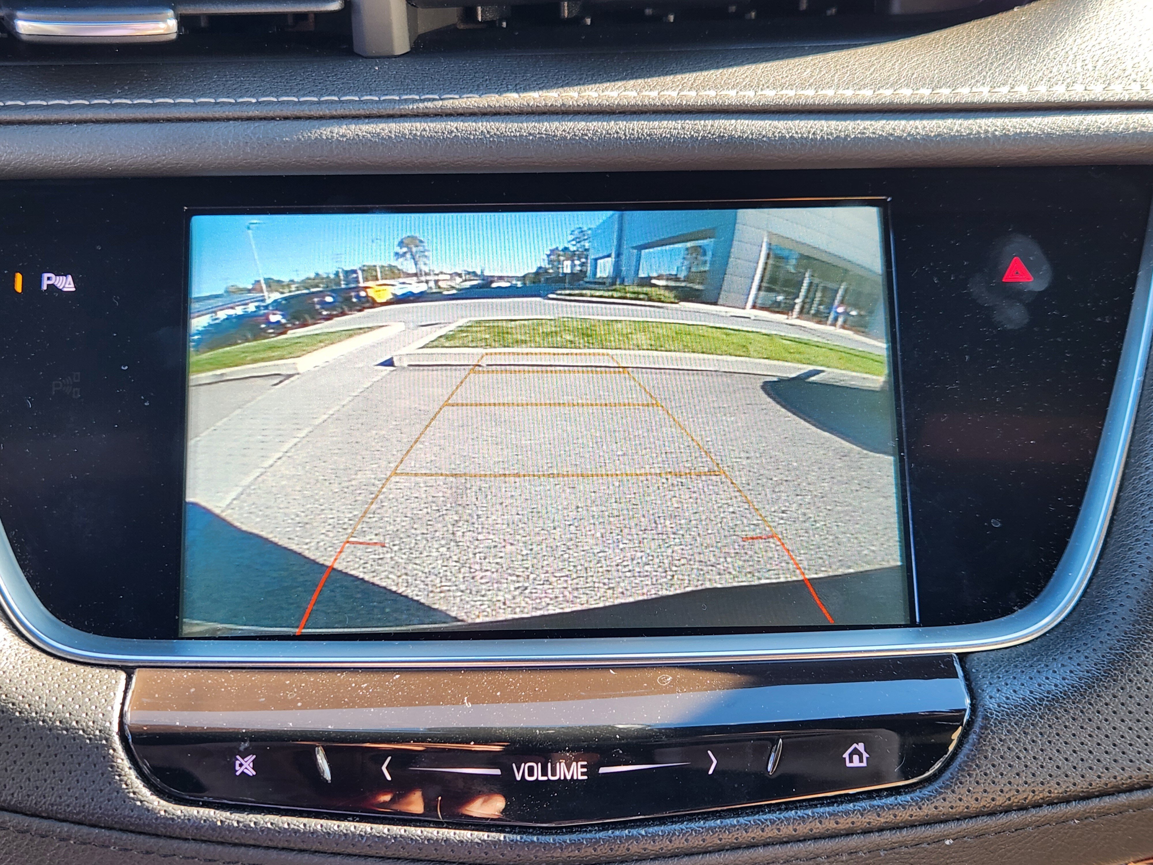 Used 2018 Cadillac XT5 Luxury w/ Driver Awareness Package AWD/4WD image 14