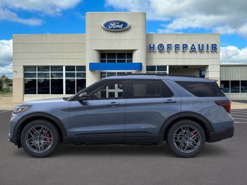 New 2026 Ford Explorer ST image 3