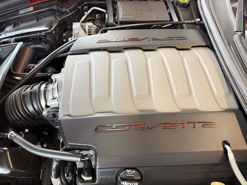 Used 2015 Chevrolet Corvette Stingray Convertible RWD image 28