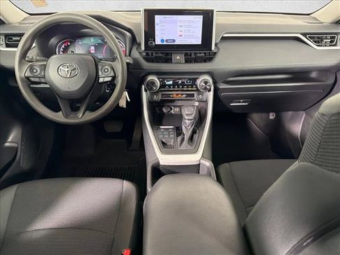 Used 2024 Toyota RAV4 LE AWD/4WD image 22