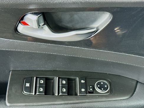 Used 2023 Kia Forte GT-Line w/ GT-Line Technology Package FWD image 41