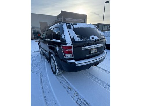 Used 2010 Jeep Grand Cherokee Limited w/ Mopar Chrome Edition Group image 5