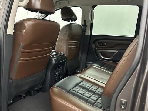 Used 2018 Nissan Titan Platinum Reserve w/ Platinum Utility Package AWD/4WD image 22