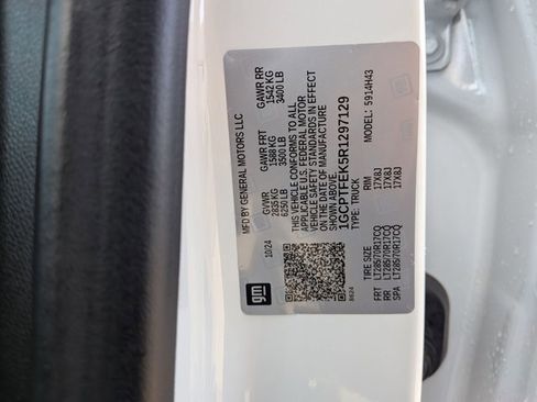 Certified 2024 Chevrolet Colorado ZR2 image 16