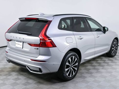 Certified 2024 Volvo XC60 B5 Plus AWD/4WD image 28