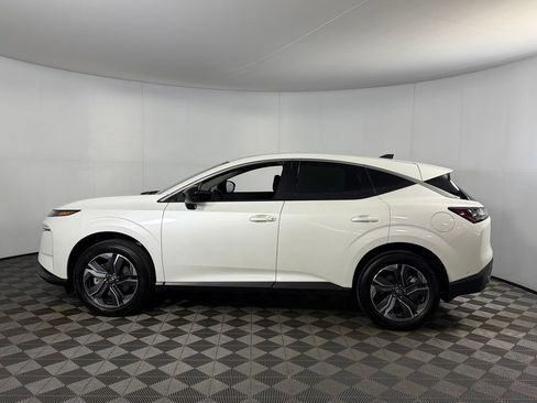 Used 2025 Nissan Murano SV FWD image 11
