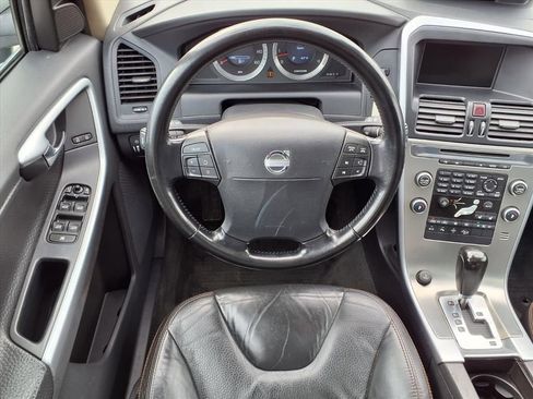 Used 2010 Volvo XC60 T6 AWD/4WD image 14