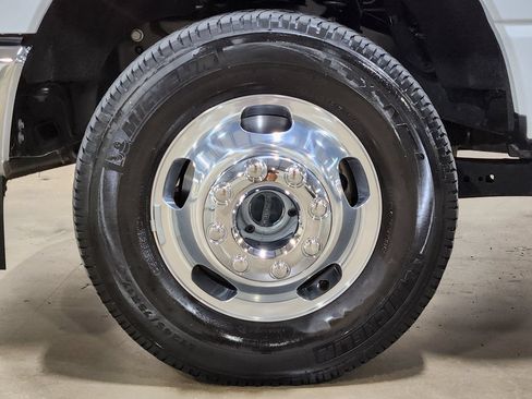 Used 2024 Ford F350 Lariat AWD/4WD image 26