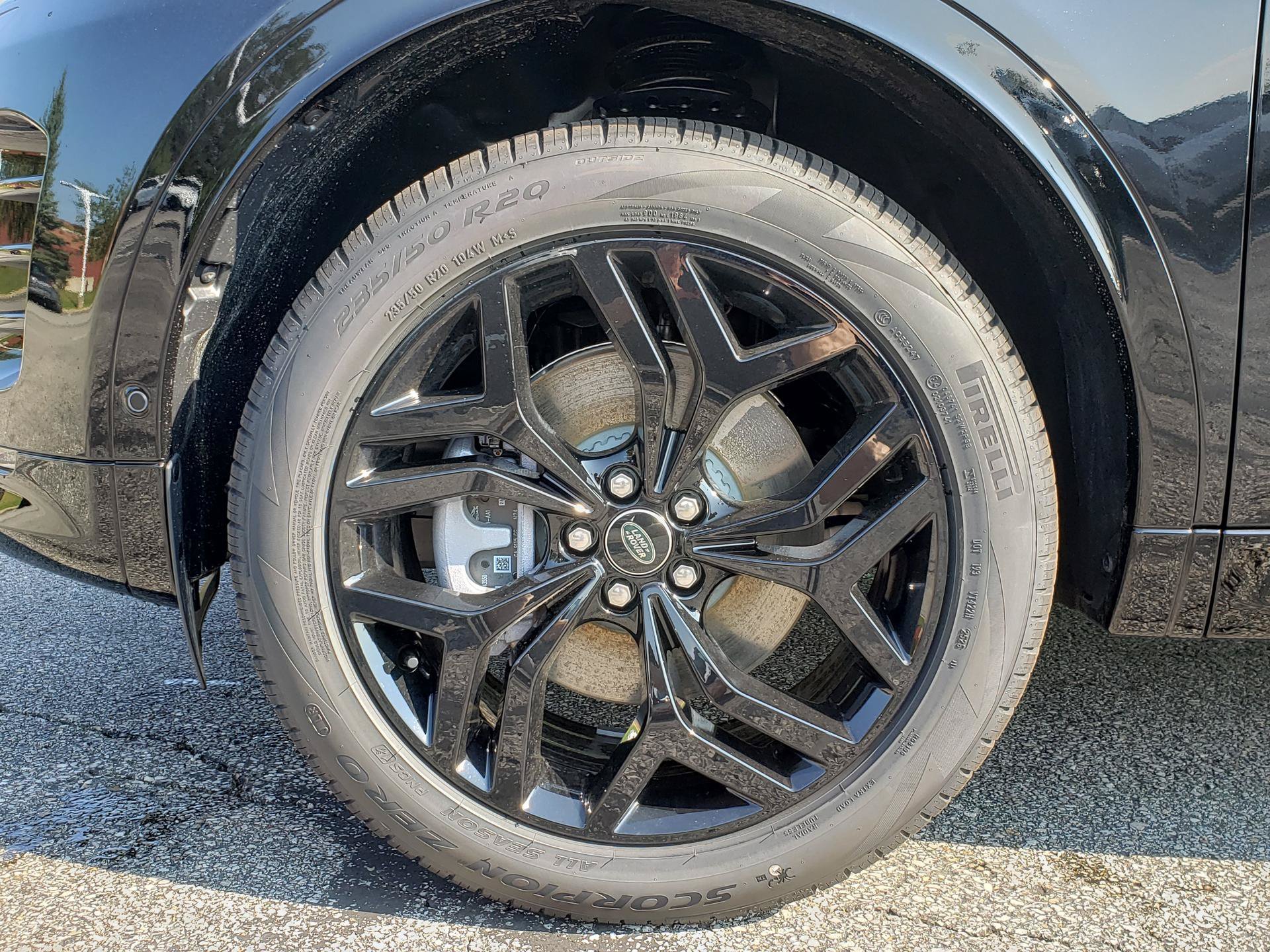New 2026 Land Rover Discovery Sport Landmark AWD/4WD image 27
