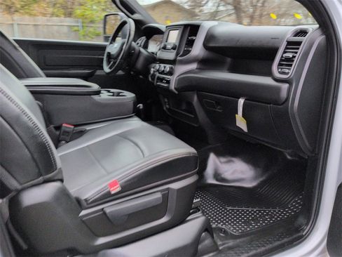 Used 2024 RAM 2500 Tradesman image 16