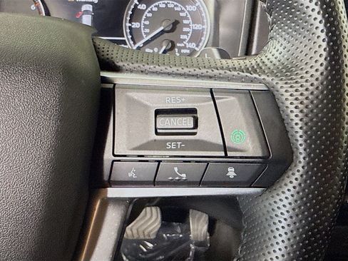 Used 2024 Mitsubishi Outlander SE FWD image 15