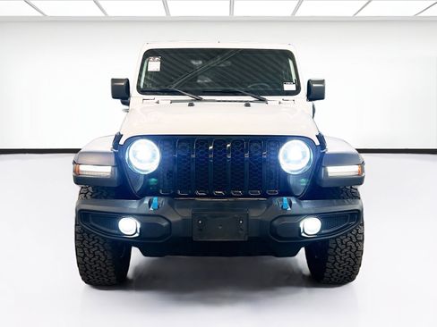 Used 2023 Jeep Wrangler Unlimited w/ 8.4" Radio Group AWD/4WD image 2
