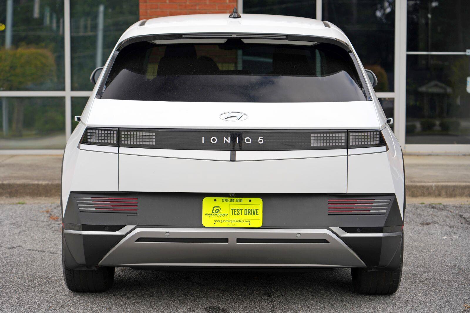 Used 2024 Hyundai Ioniq 5 SEL RWD image 50