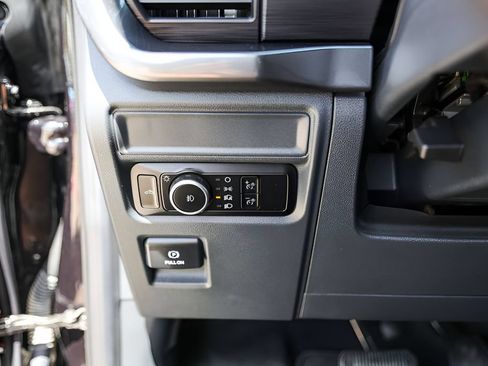 Used 2024 Ford F150 STX AWD/4WD image 15