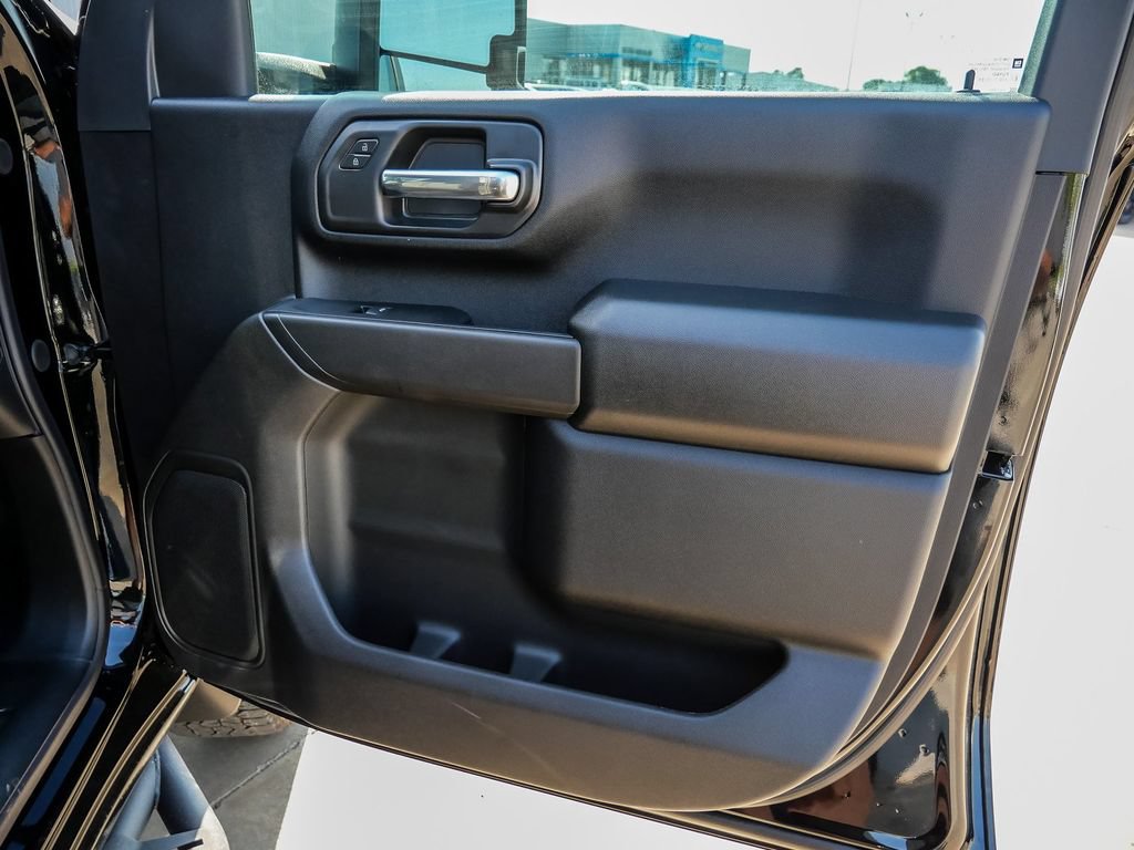 New 2026 Chevrolet Silverado 2500 Custom w/ Custom Value Package AWD/4WD image 18