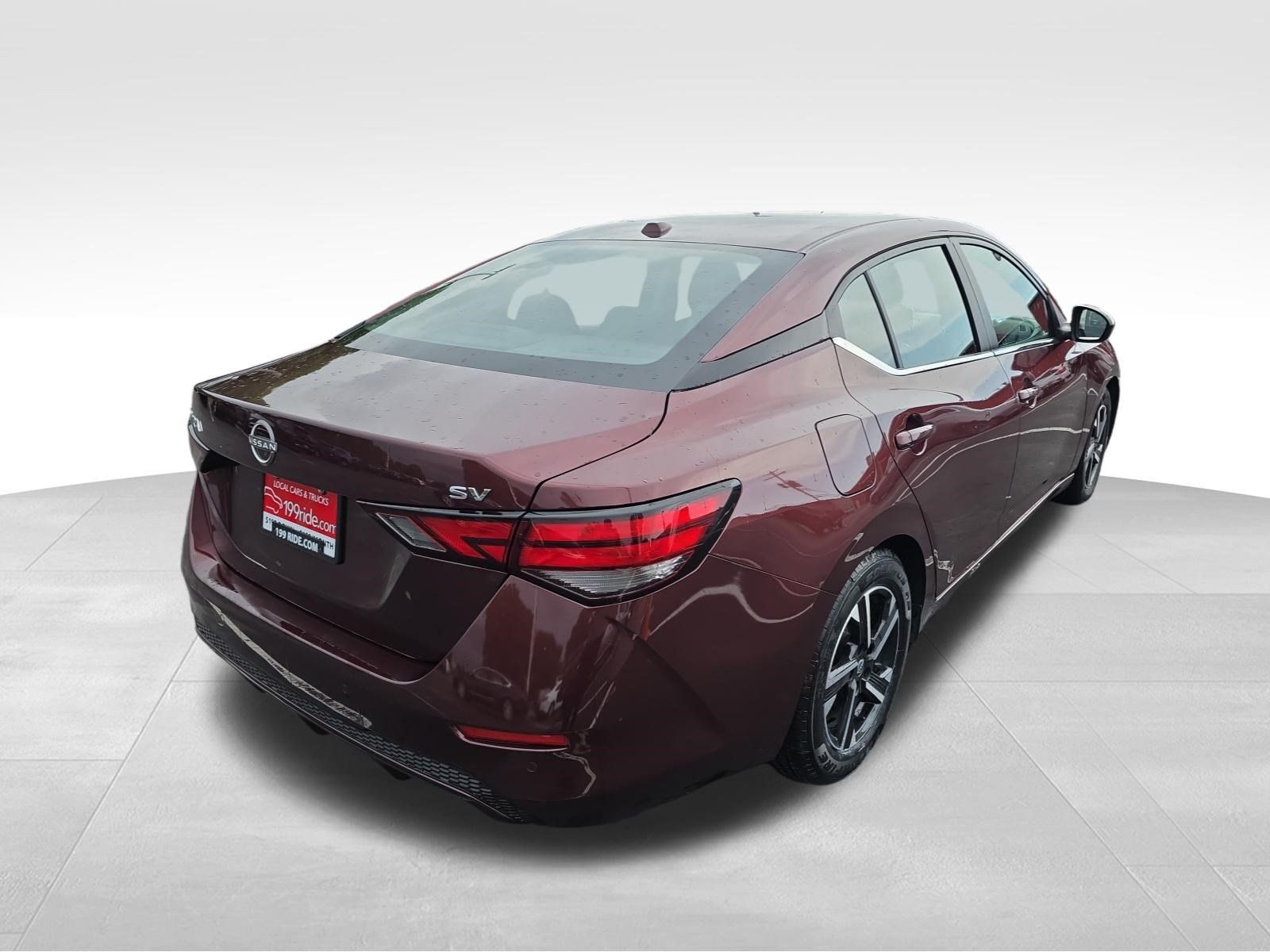 Used 2024 Nissan Sentra SV FWD image 5