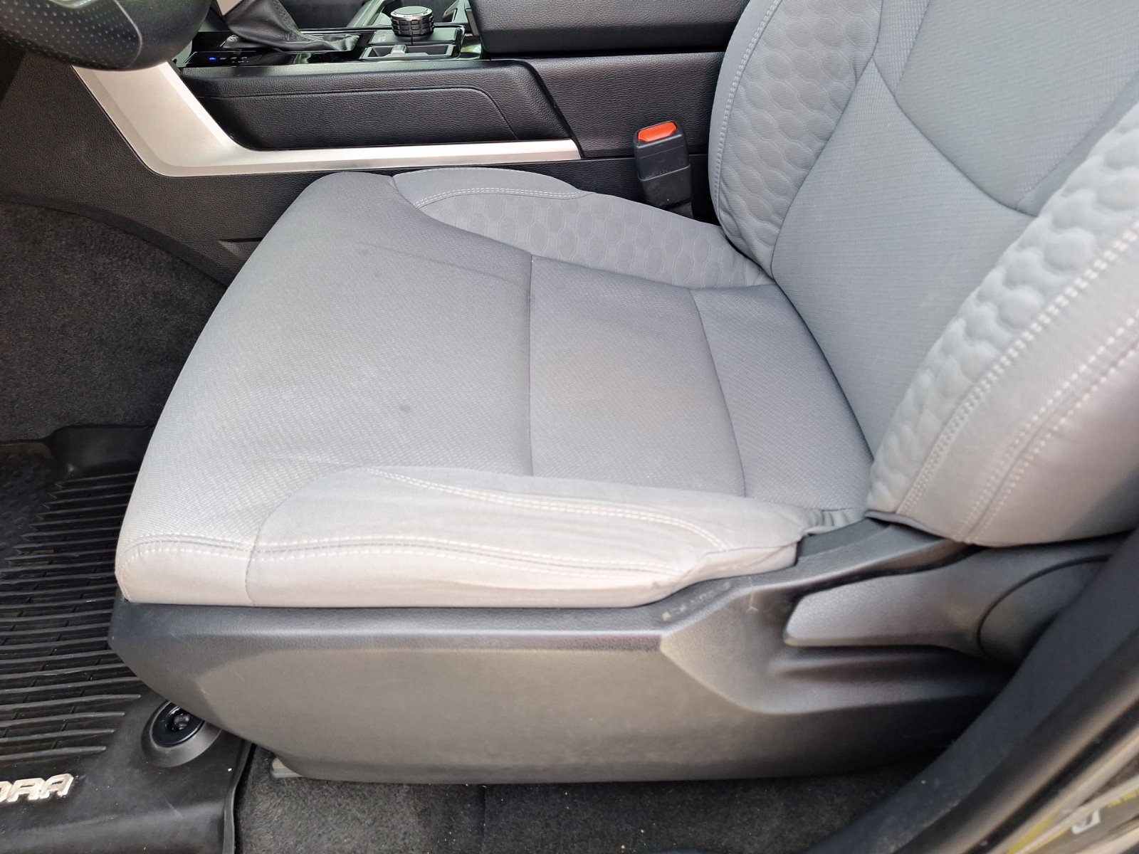 Used 2023 Toyota Tundra SR5 AWD/4WD image 17