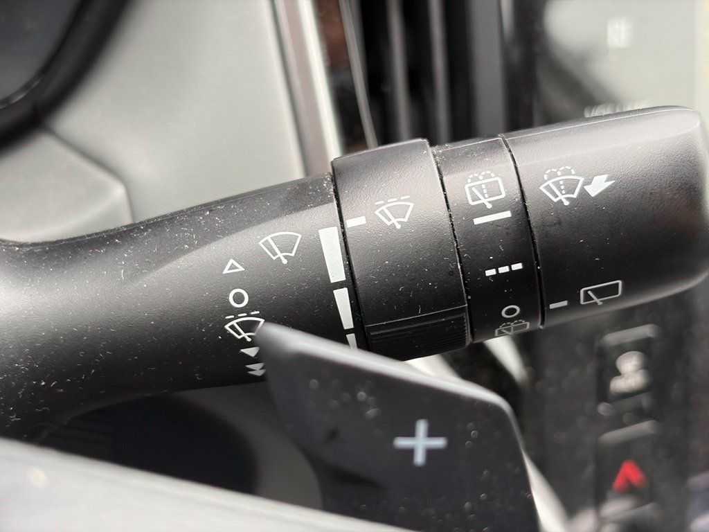 Used 2024 Subaru Outback Premium AWD/4WD image 29