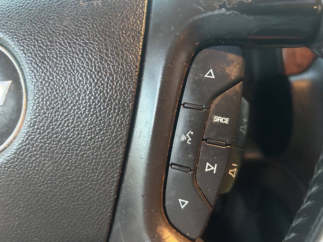 Used 2008 Chevrolet Avalanche LTZ w/ LTZ Preferred Equipment Group RWD image 13