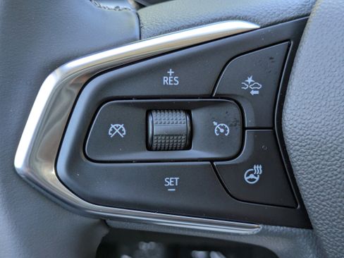 New 2026 Chevrolet Trax LT w/ Driver Confidence Package image 13