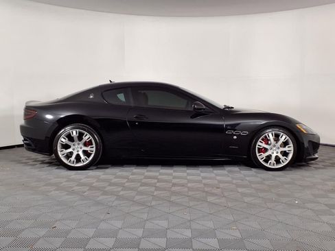 Used 2017 Maserati GranTurismo Sport image 31
