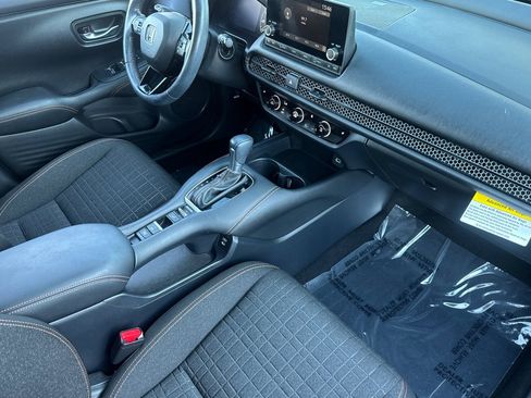 Used 2024 Honda HR-V Sport image 32