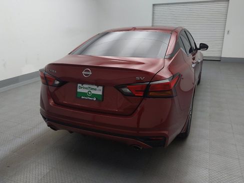 Used 2024 Nissan Altima 2.5 SV w/ SV Premium Package FWD image 7