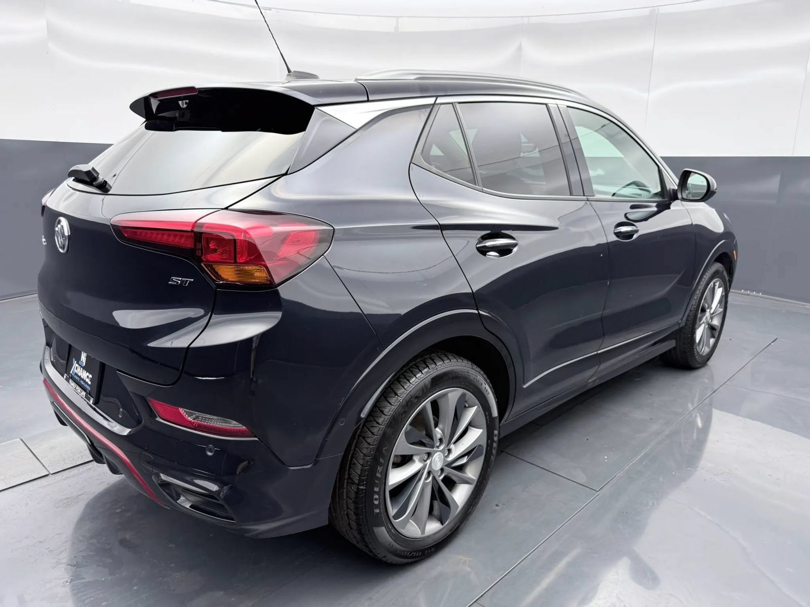 Used 2021 Buick Encore GX Essence w/ Advanced Technology Package FWD image 7