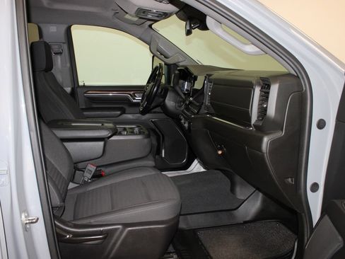 Used 2024 Chevrolet Silverado 2500 LT w/ Z71 Sport Edition AWD/4WD image 7