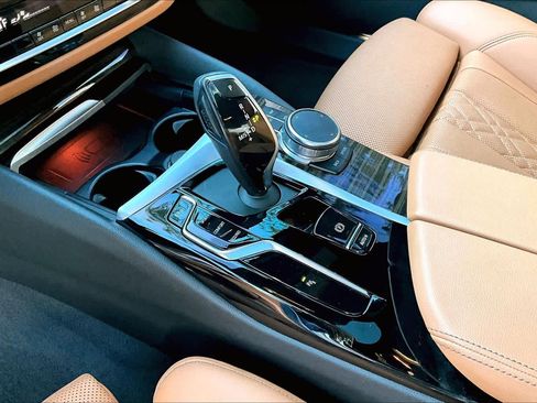 Certified 2023 BMW 530i image 15