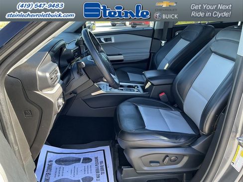 Used 2023 Ford Explorer XLT w/ Equipment Group 202A image 25