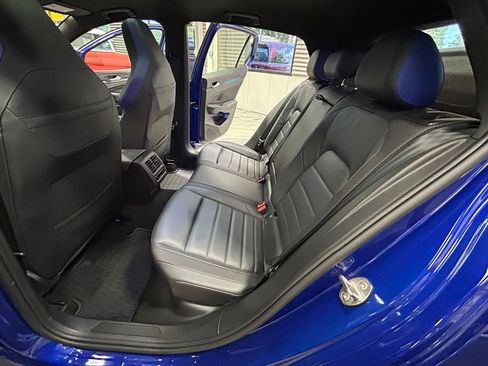 Used 2024 Volkswagen Golf R AWD/4WD image 51