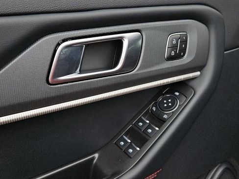 New 2026 Ford Explorer ST-Line w/ ST-Line Street Pack image 25