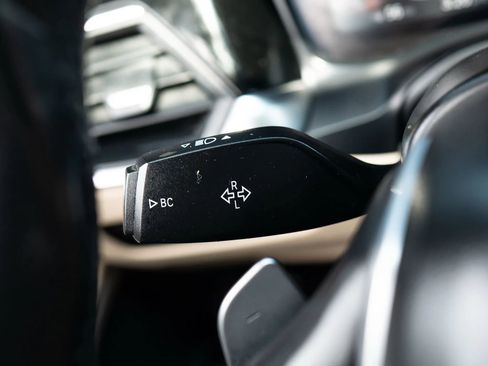 Used 2020 BMW 330i Sedan w/ Convenience Package image 42