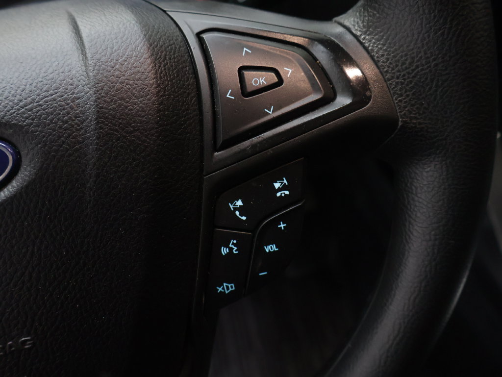 Used 2024 Ford Edge SE w/ Black Appearance Package AWD/4WD image 20