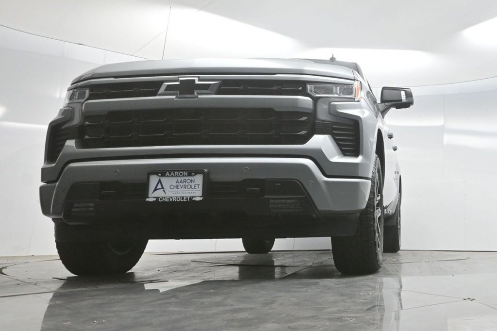 Used 2026 Chevrolet Silverado 1500 RST AWD/4WD image 18
