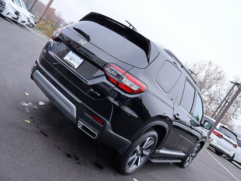 Certified 2023 Honda Pilot Black Edition image 7