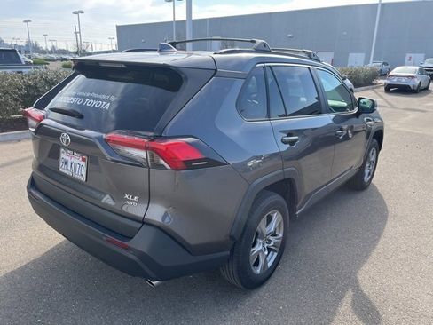 Used 2024 Toyota RAV4 XLE image 5