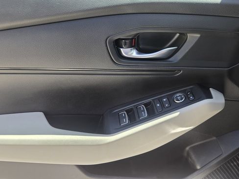 Used 2025 Honda Accord LX image 26