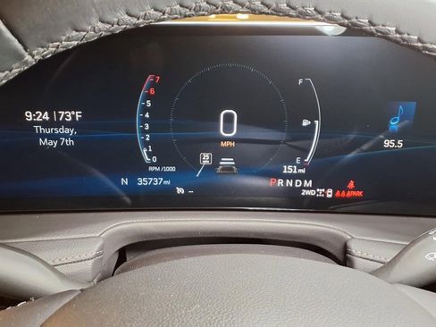 Certified 2025 Cadillac XT4 Premium Luxury AWD/4WD image 10