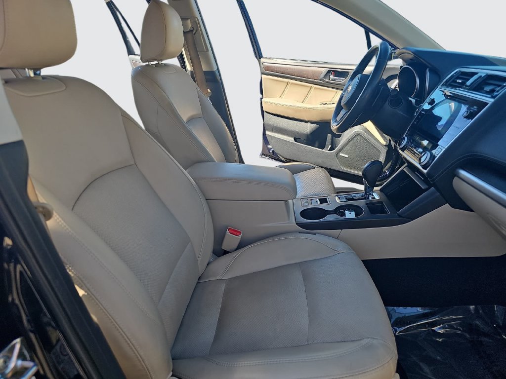 Used 2018 Subaru Outback 3.6R Limited AWD/4WD image 11