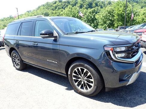 Used 2025 Ford Expedition Platinum AWD/4WD image 11