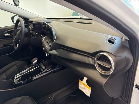 New 2026 Chevrolet Trax ACTIV w/ Driver Confidence Package image 23