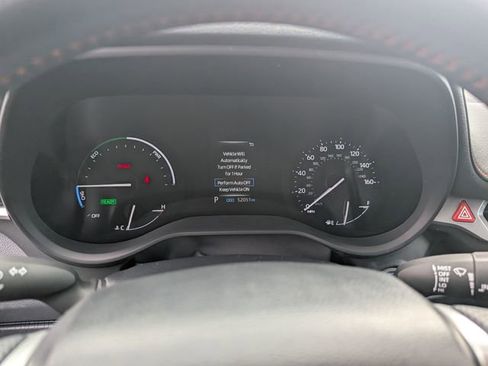 Used 2024 Toyota Sienna XSE AWD/4WD image 16
