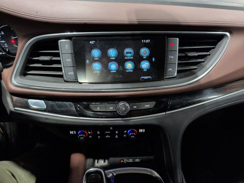 Used 2019 Buick Enclave Avenir w/ Avenir Technology Package image 11