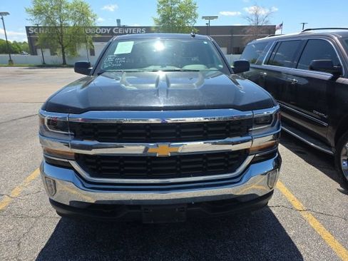 Used 2018 Chevrolet Silverado 1500 LT w/ All Star Edition image 6