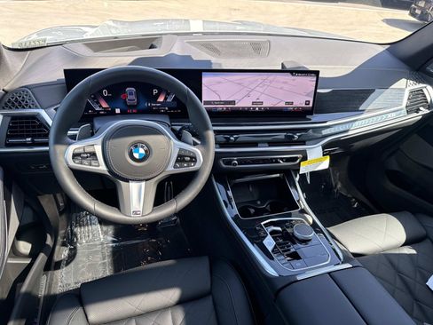 Used 2026 BMW X5 xDrive40i w/ M Sport Package AWD/4WD image 7